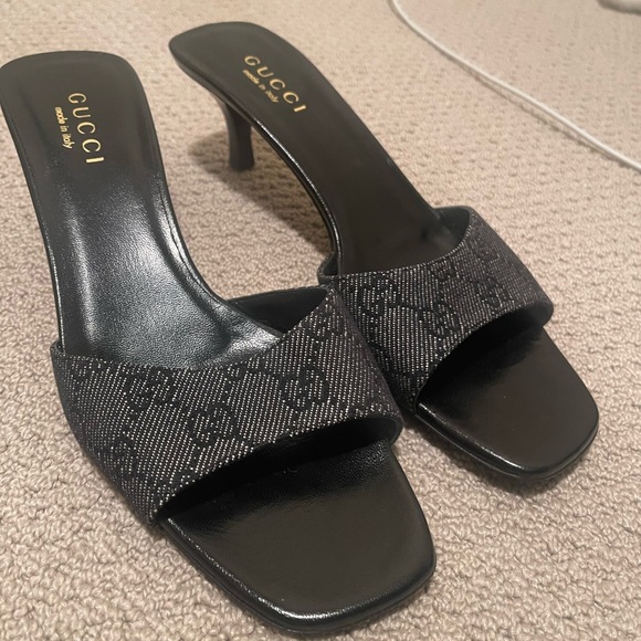 Gucci Shoes - Vintage Denim Gucci Kitten Heel